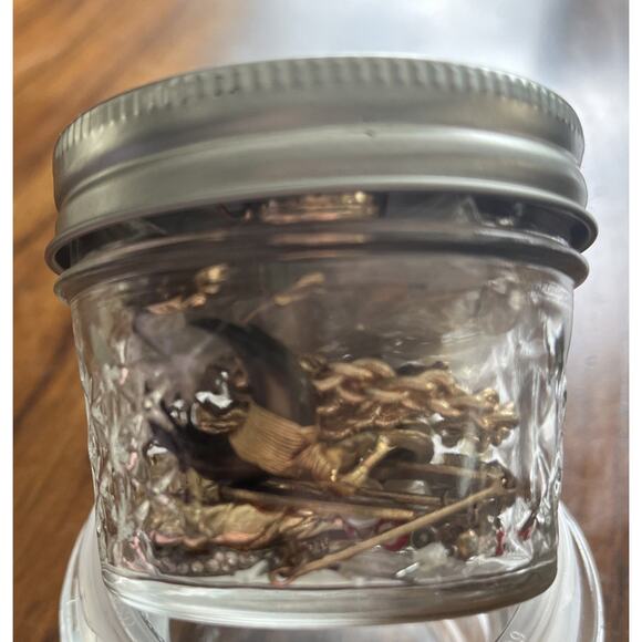 Mystery Jewelry Jar Rings Earrings Gold-Tones Lot - Picture 4 of 8